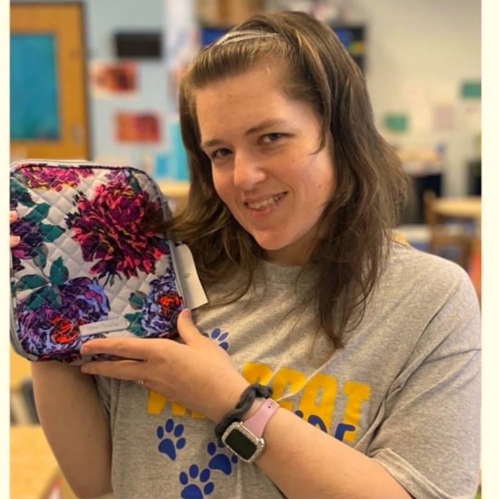 Meet your Posher, Shelly